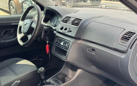 Skoda Fabia II, 2011 год, 395 000 рублей, 9 фотография