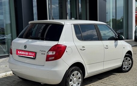 Skoda Fabia II, 2011 год, 395 000 рублей, 2 фотография