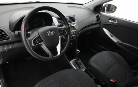 Hyundai Solaris II рестайлинг, 2016 год, 920 000 рублей, 9 фотография