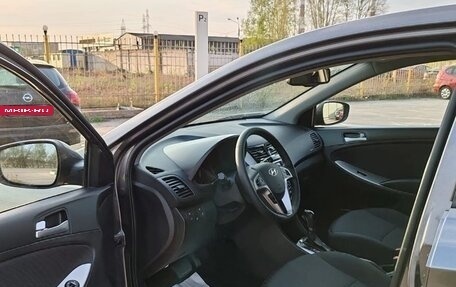 Hyundai Solaris II рестайлинг, 2015 год, 1 049 000 рублей, 5 фотография