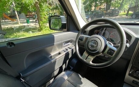 Jeep Cherokee, 2011 год, 1 850 000 рублей, 5 фотография