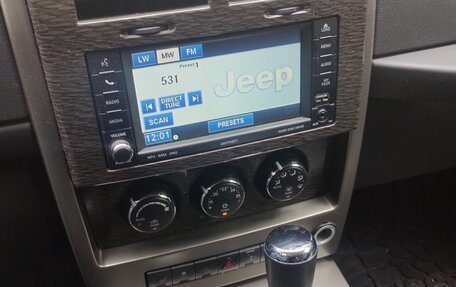 Jeep Cherokee, 2011 год, 1 850 000 рублей, 13 фотография