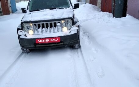 Jeep Cherokee, 2011 год, 1 850 000 рублей, 4 фотография