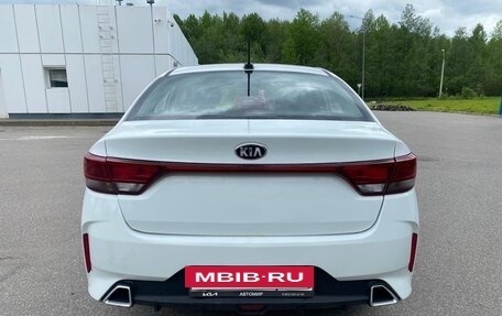 KIA Rio IV, 2021 год, 1 065 000 рублей, 6 фотография