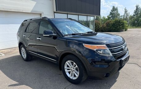 Ford Explorer VI, 2013 год, 1 899 000 рублей, 3 фотография