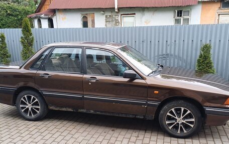 Mitsubishi Galant VIII, 1990 год, 125 000 рублей, 9 фотография