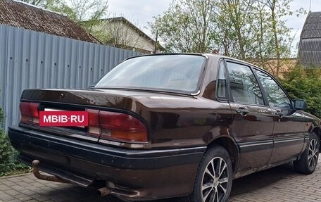 Mitsubishi Galant VIII, 1990 год, 125 000 рублей, 4 фотография