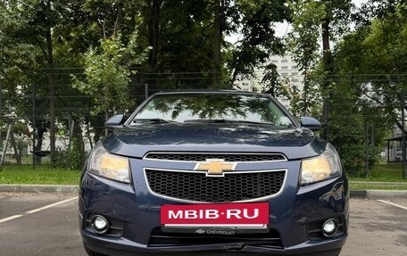 Chevrolet Cruze II, 2011 год, 850 000 рублей, 2 фотография
