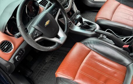 Chevrolet Cruze II, 2011 год, 850 000 рублей, 15 фотография