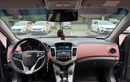 Chevrolet Cruze II, 2011 год, 850 000 рублей, 13 фотография