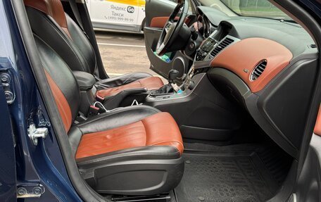 Chevrolet Cruze II, 2011 год, 850 000 рублей, 17 фотография
