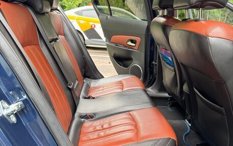 Chevrolet Cruze II, 2011 год, 850 000 рублей, 19 фотография