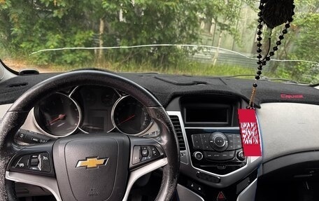 Chevrolet Cruze II, 2011 год, 850 000 рублей, 7 фотография