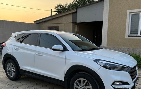 Hyundai Tucson III, 2017 год, 1 900 000 рублей, 2 фотография