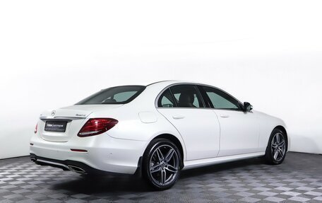 Mercedes-Benz E-Класс, 2017 год, 3 400 000 рублей, 5 фотография