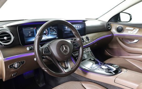 Mercedes-Benz E-Класс, 2017 год, 3 400 000 рублей, 14 фотография