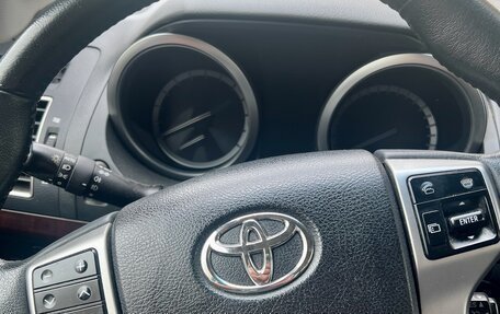 Toyota Land Cruiser Prado 150 рестайлинг 2, 2015 год, 4 200 000 рублей, 2 фотография
