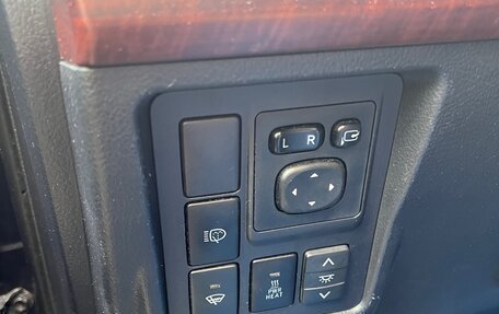 Toyota Land Cruiser Prado 150 рестайлинг 2, 2015 год, 4 200 000 рублей, 4 фотография