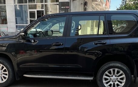 Toyota Land Cruiser Prado 150 рестайлинг 2, 2015 год, 4 200 000 рублей, 5 фотография
