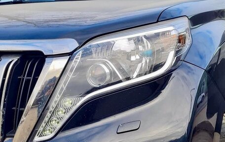 Toyota Land Cruiser Prado 150 рестайлинг 2, 2015 год, 4 200 000 рублей, 6 фотография