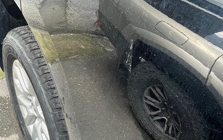 Toyota Land Cruiser Prado 150 рестайлинг 2, 2015 год, 4 200 000 рублей, 10 фотография