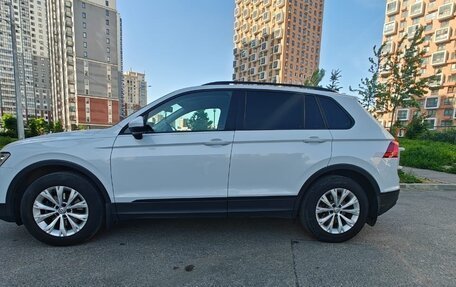 Volkswagen Tiguan II, 2019 год, 2 189 000 рублей, 3 фотография