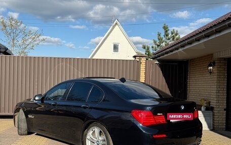 BMW 7 серия, 2011 год, 1 900 000 рублей, 2 фотография