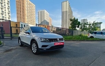 Volkswagen Tiguan II, 2019 год, 2 189 000 рублей, 1 фотография