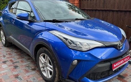 Toyota C-HR I рестайлинг, 2020 год, 2 650 000 рублей, 1 фотография