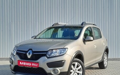 Renault Sandero II рестайлинг, 2015 год, 999 000 рублей, 1 фотография