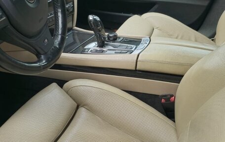 BMW 7 серия, 2011 год, 1 900 000 рублей, 11 фотография