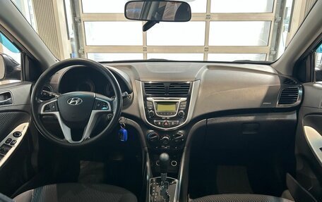 Hyundai Solaris II рестайлинг, 2012 год, 889 000 рублей, 11 фотография