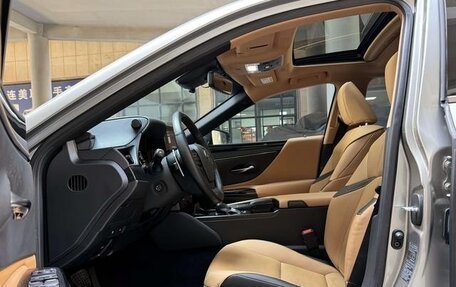 Lexus ES VII, 2021 год, 2 670 002 рублей, 10 фотография