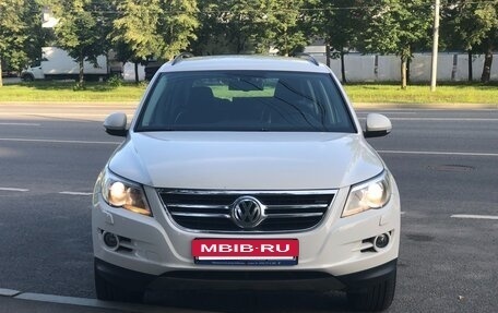 Volkswagen Tiguan I, 2010 год, 1 390 000 рублей, 2 фотография
