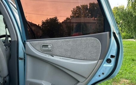 Nissan Tino, 2000 год, 235 000 рублей, 2 фотография