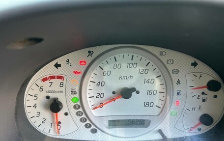 Nissan Tino, 2000 год, 235 000 рублей, 14 фотография