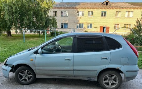 Nissan Tino, 2000 год, 235 000 рублей, 23 фотография
