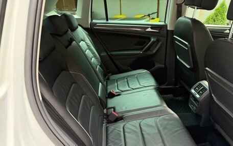 Volkswagen Tiguan II, 2017 год, 2 900 000 рублей, 10 фотография