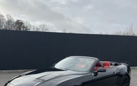 Ford Mustang VI рестайлинг, 2019 год, 3 250 000 рублей, 4 фотография