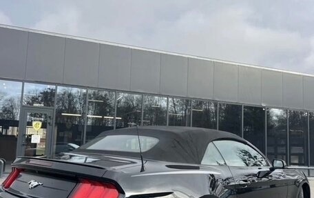 Ford Mustang VI рестайлинг, 2019 год, 3 250 000 рублей, 8 фотография
