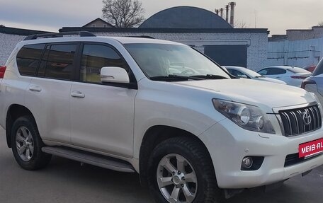 Toyota Land Cruiser Prado 150 рестайлинг 2, 2013 год, 2 800 000 рублей, 4 фотография
