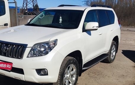 Toyota Land Cruiser Prado 150 рестайлинг 2, 2013 год, 2 800 000 рублей, 2 фотография