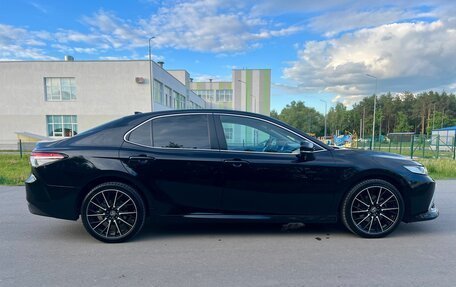 Toyota Camry, 2021 год, 3 240 000 рублей, 6 фотография
