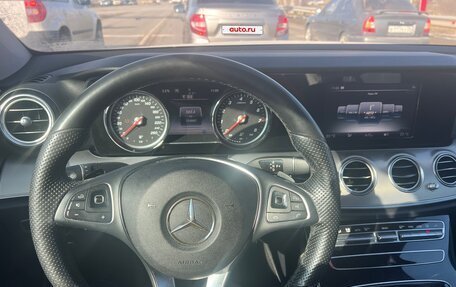 Mercedes-Benz E-Класс, 2017 год, 2 350 000 рублей, 16 фотография