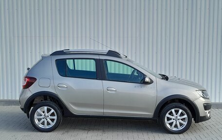 Renault Sandero II рестайлинг, 2015 год, 999 000 рублей, 8 фотография
