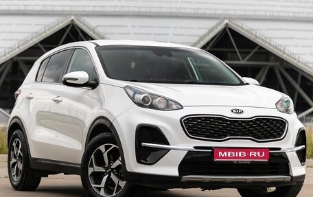 KIA Sportage IV рестайлинг, 2019 год, 2 350 000 рублей, 1 фотография