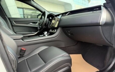 Jaguar XF II, 2021 год, 2 650 002 рублей, 16 фотография