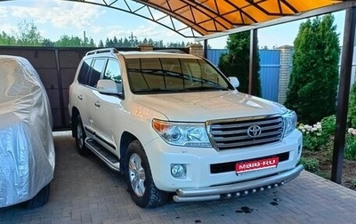 Toyota Land Cruiser 200, 2014 год, 4 300 000 рублей, 1 фотография