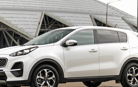 KIA Sportage IV рестайлинг, 2019 год, 2 350 000 рублей, 23 фотография