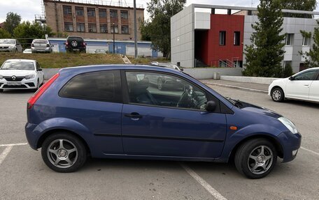 Ford Fiesta, 2005 год, 350 000 рублей, 3 фотография